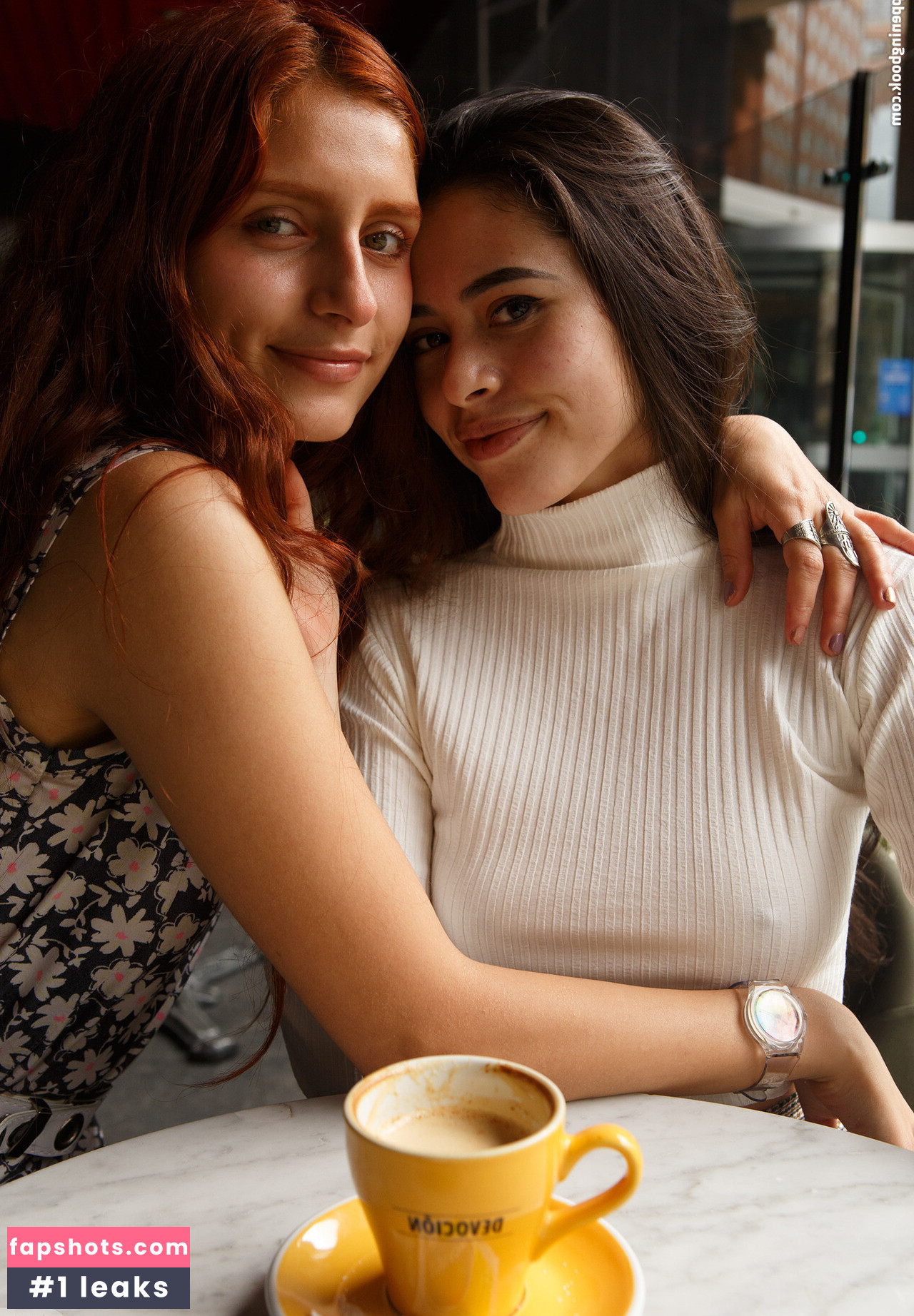 Zaheera Juni gallery photo #28