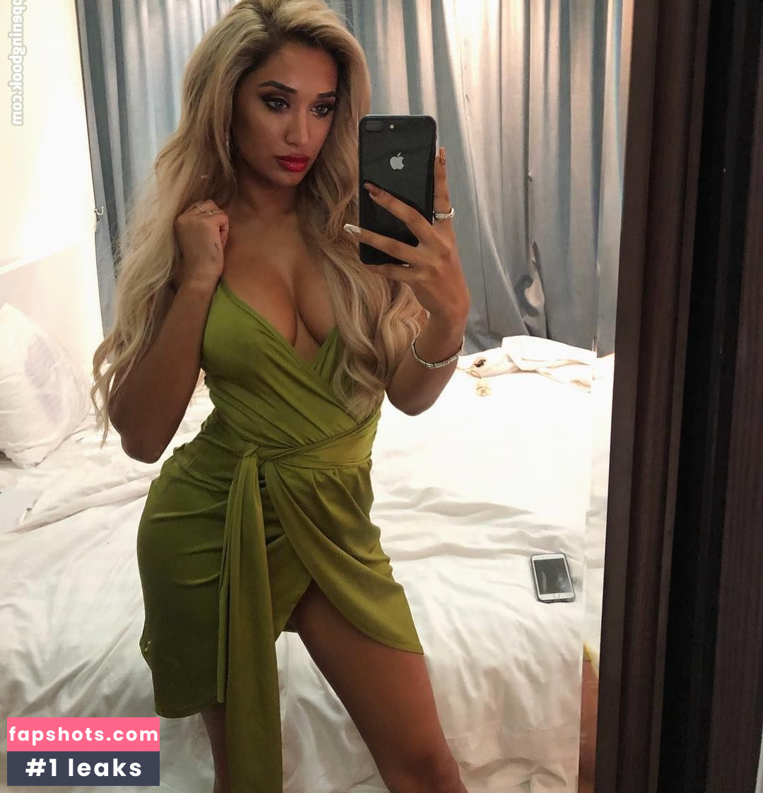 Zahida Allen gallery photo #193