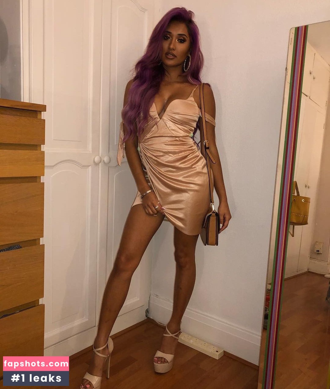 Zahida Allen gallery photo #198