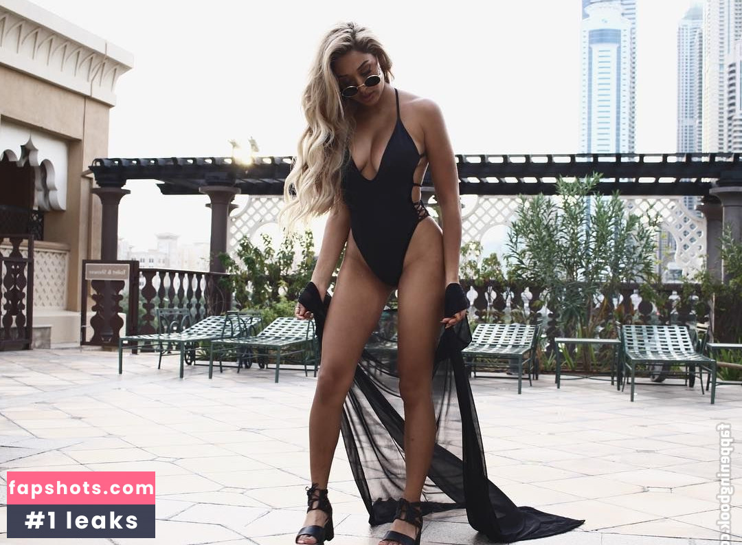 Zahida Allen gallery photo #206