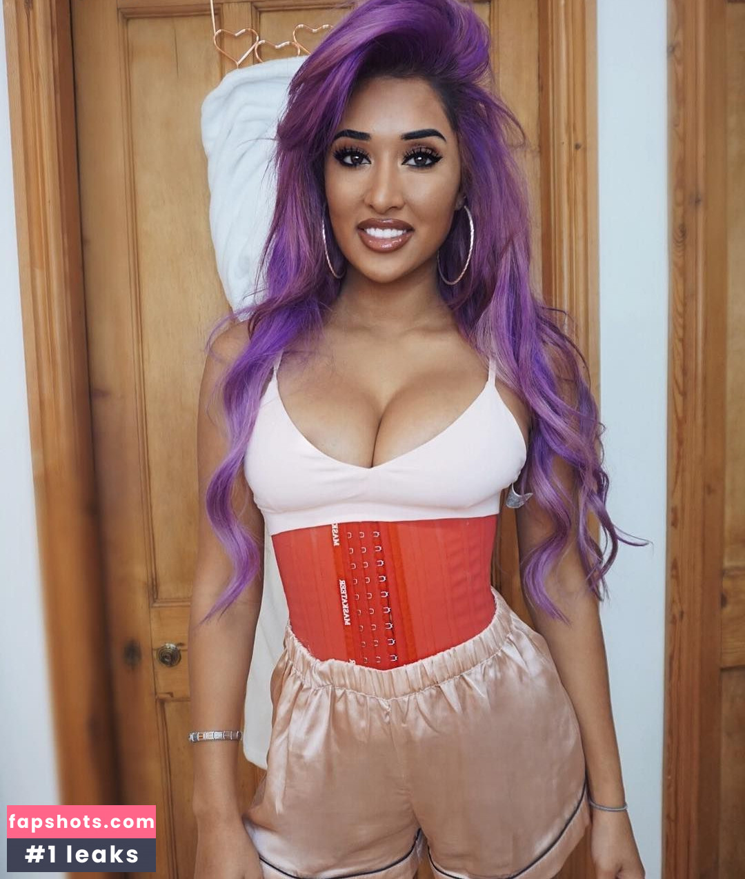 Zahida Allen gallery photo #209