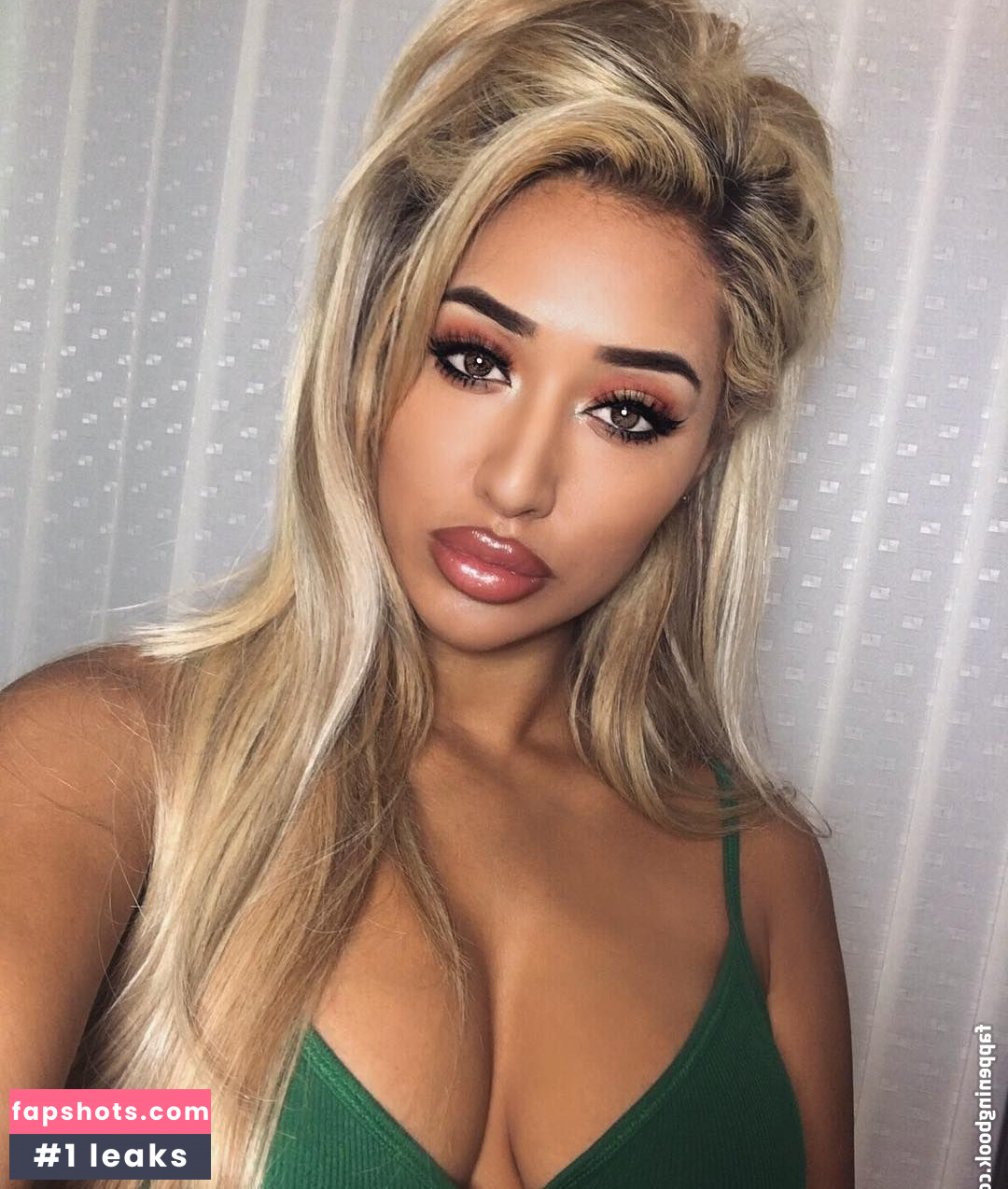 Zahida Allen gallery photo #230