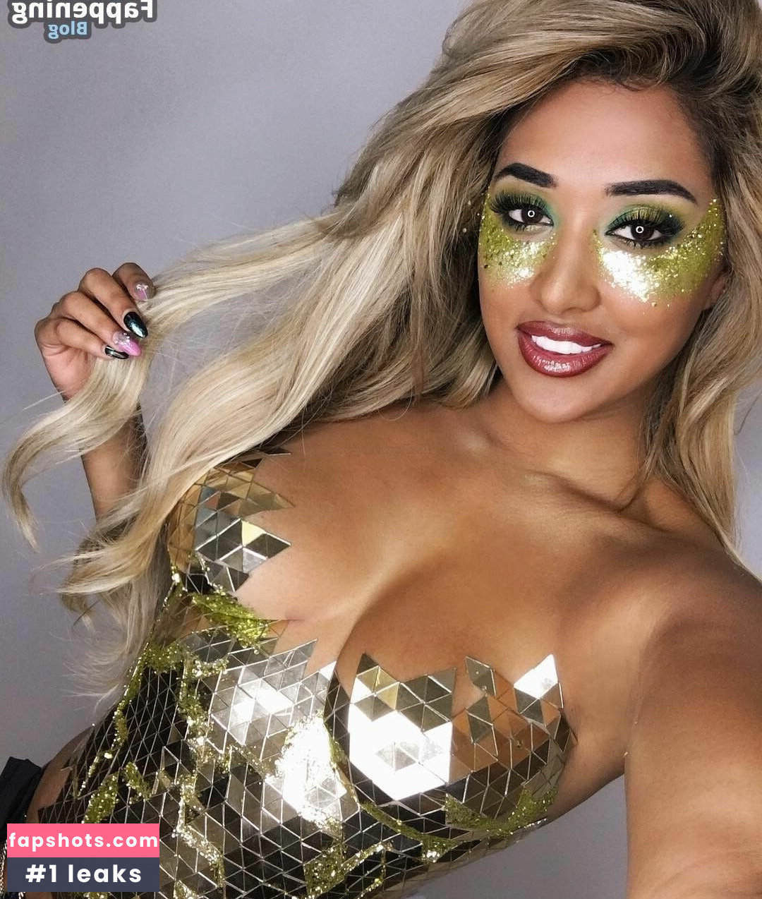 Zahida Allen gallery photo #66