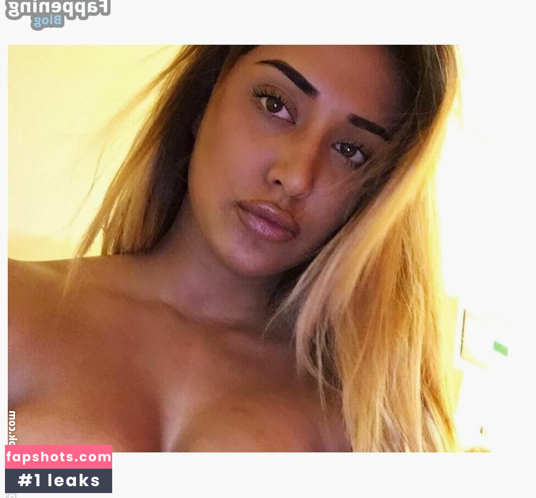 Zahida Allen gallery photo #78