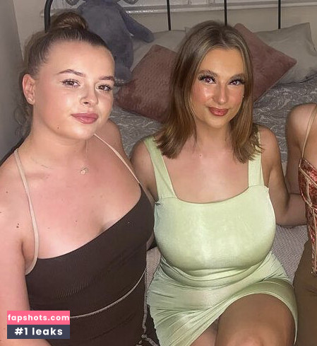 Zahra gallery photo #4