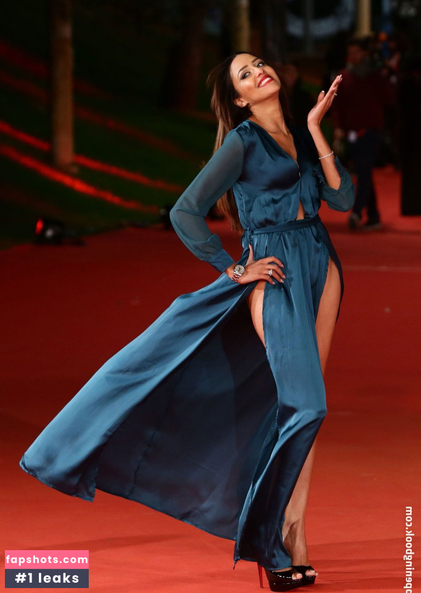 Zaina Dridi gallery photo #15