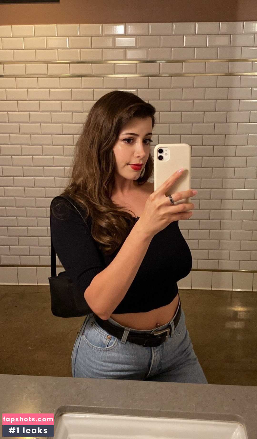 Zanah Marie gallery photo #17