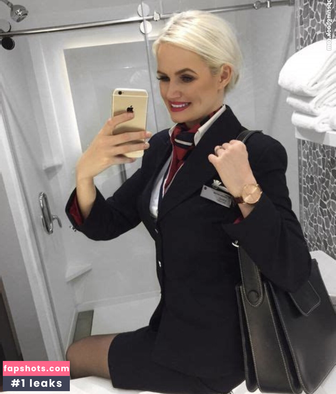 Zandra May gallery photo #25