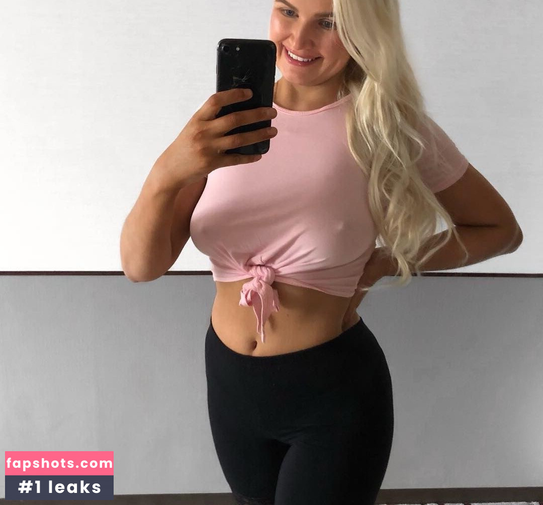 Zandra May gallery photo #54