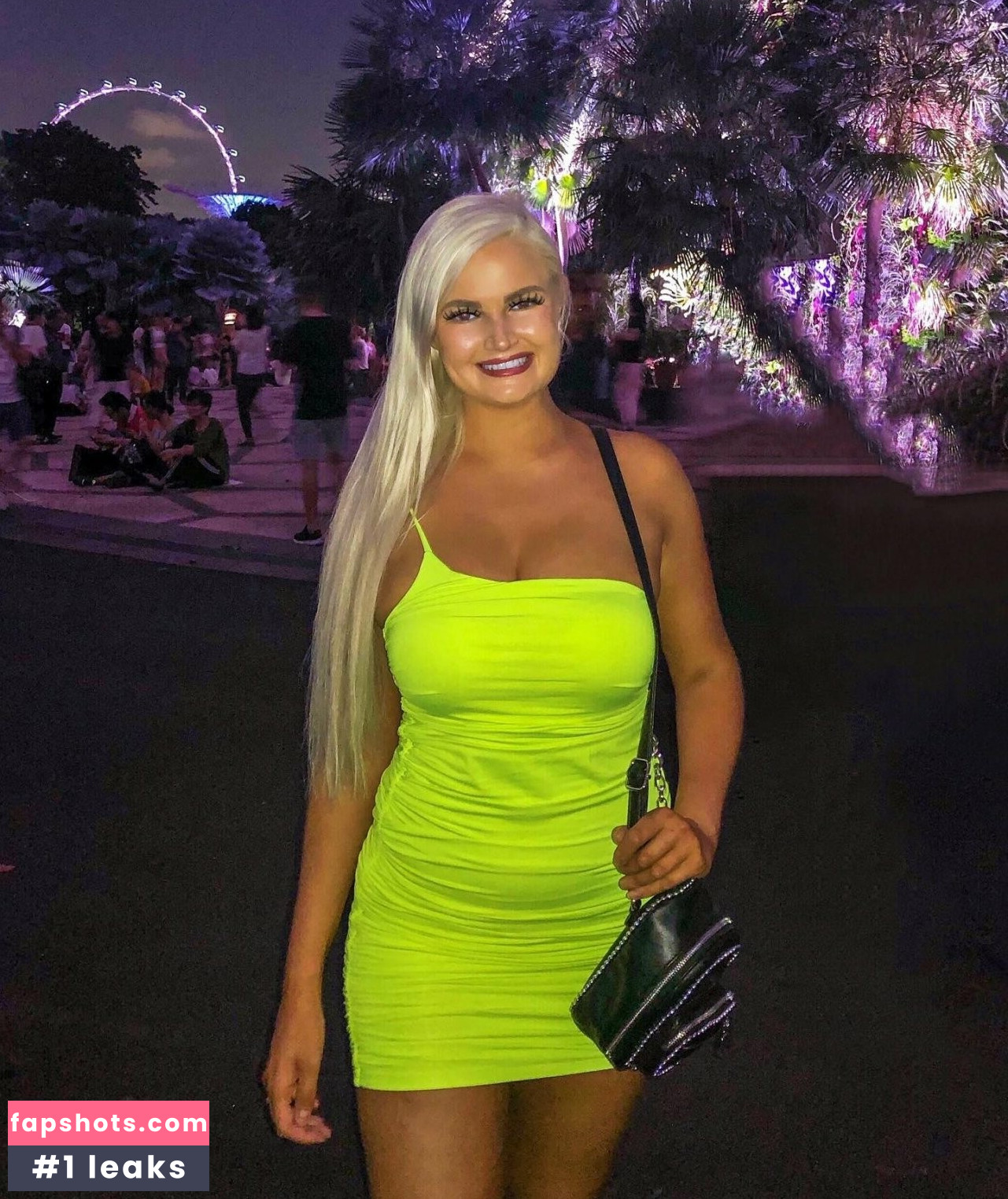 Zandra May gallery photo #56