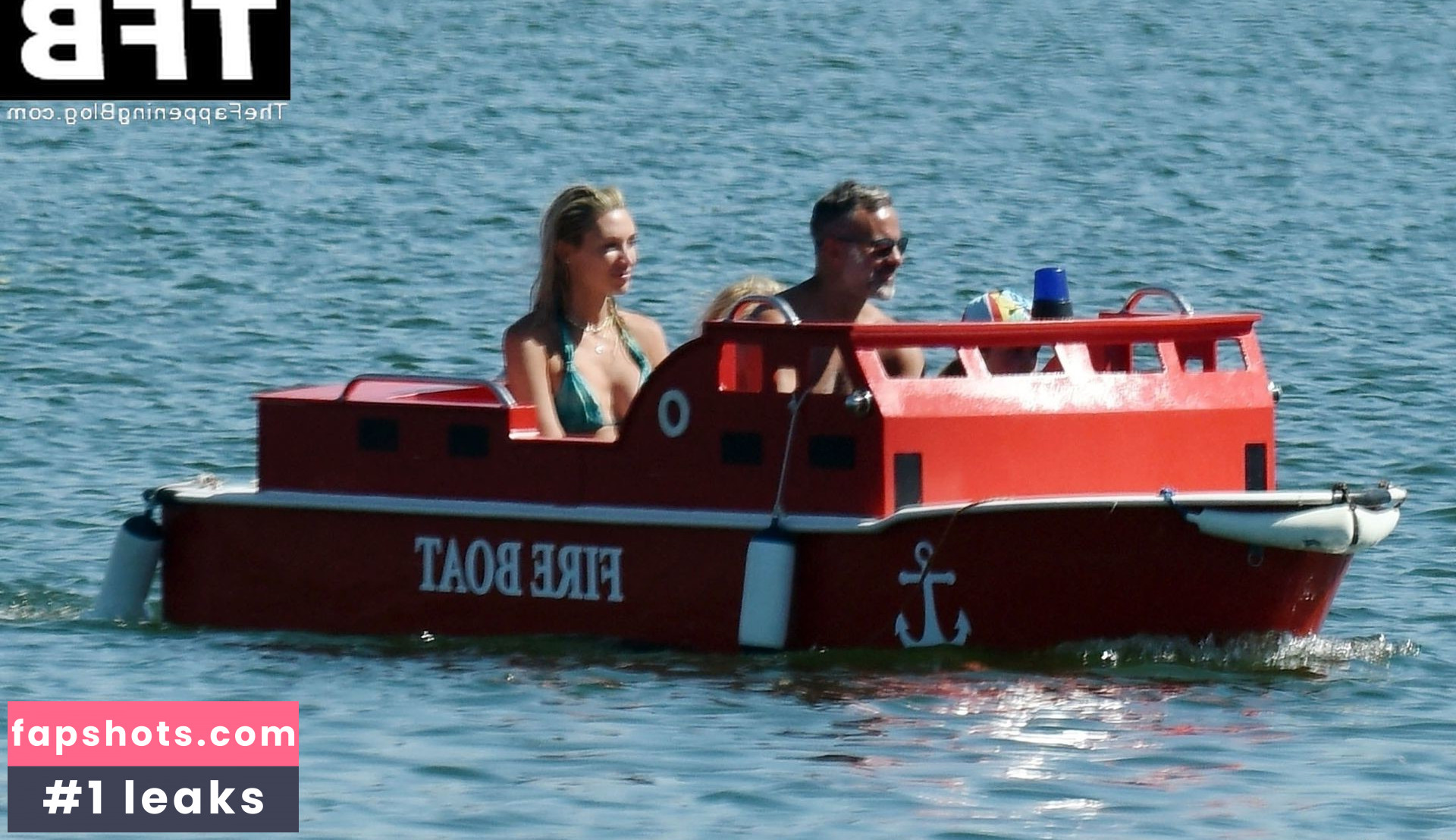 Zara Charles Nude Leaks OnlyFans Photos #12 - LeakJerk