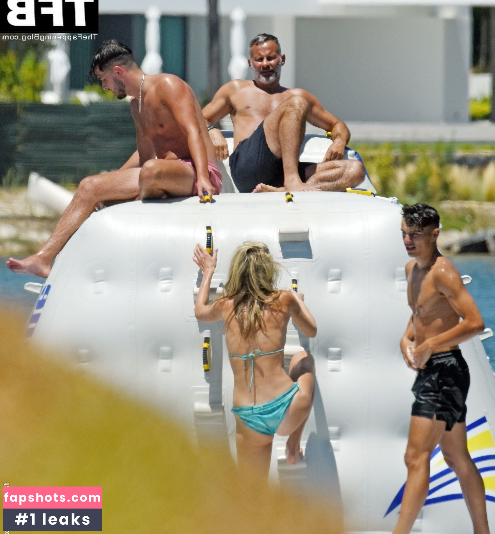 Zara Charles Nude Leaks OnlyFans Photos #30 - LeakJerk