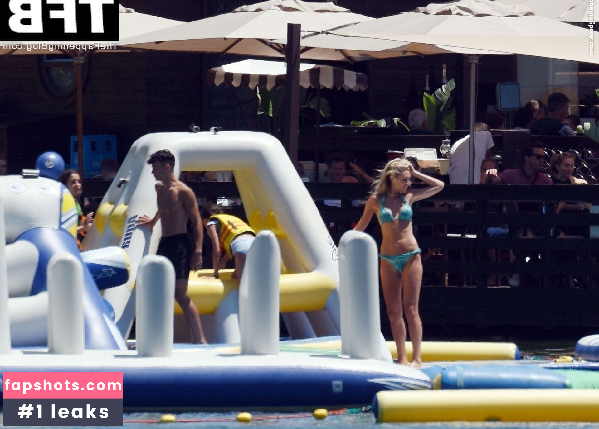 Zara Charles Nude Leaks OnlyFans Photos #37 - LeakJerk