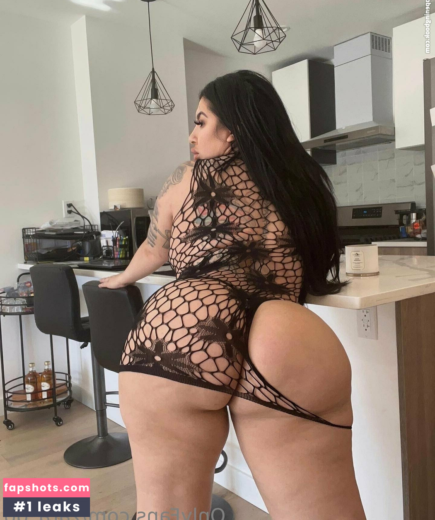 zara_go gallery photo #24