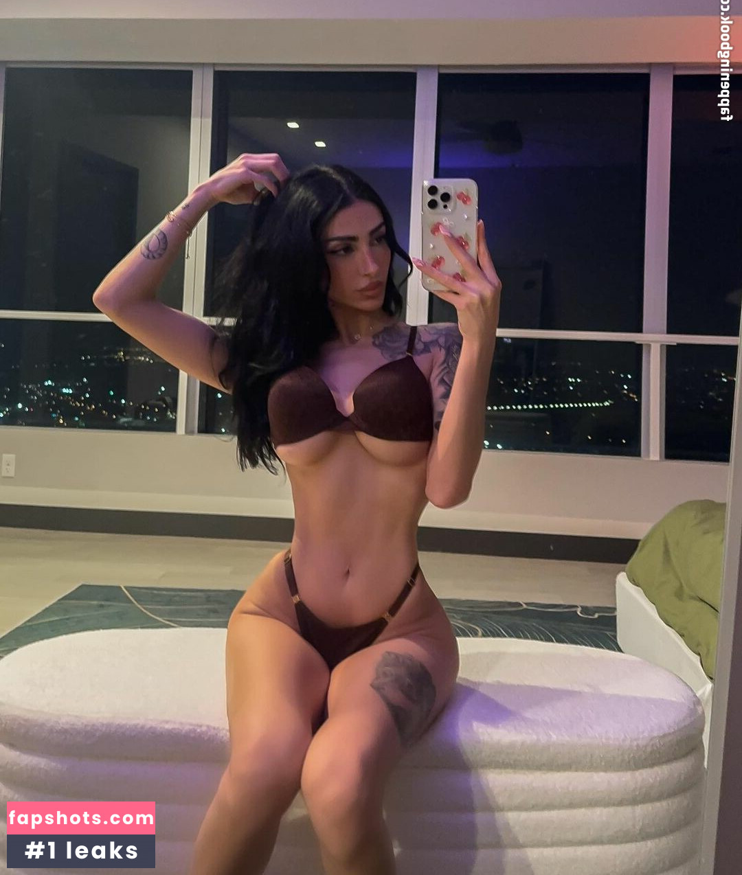 Zara.Rose.Free gallery photo #6