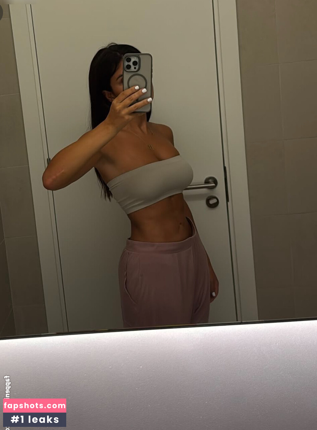 zara_secret Nude Leaks OnlyFans Photos #5 - LeakJerk