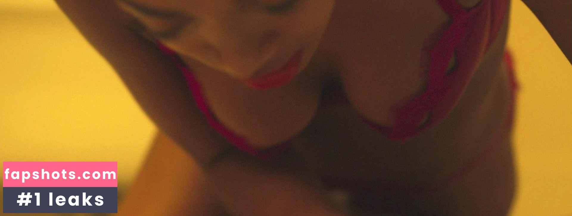 Zaraah Abrahams gallery photo #12