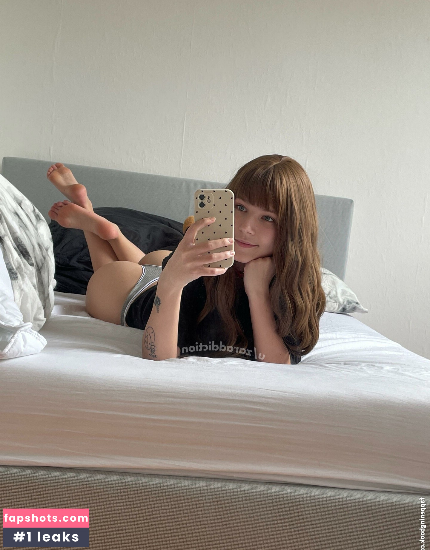 Zaraddiction gallery photo #7