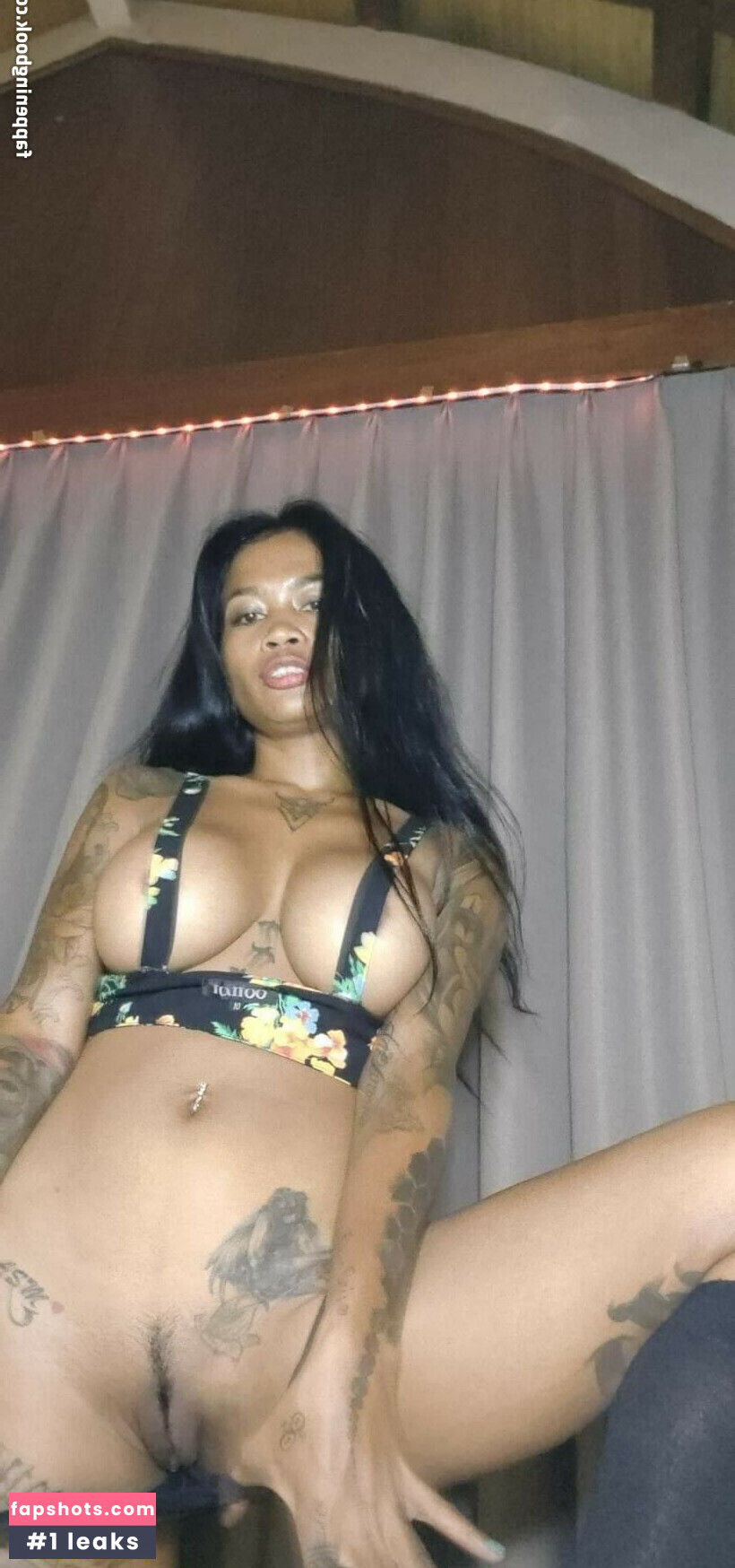 Zarah Leema gallery photo #14