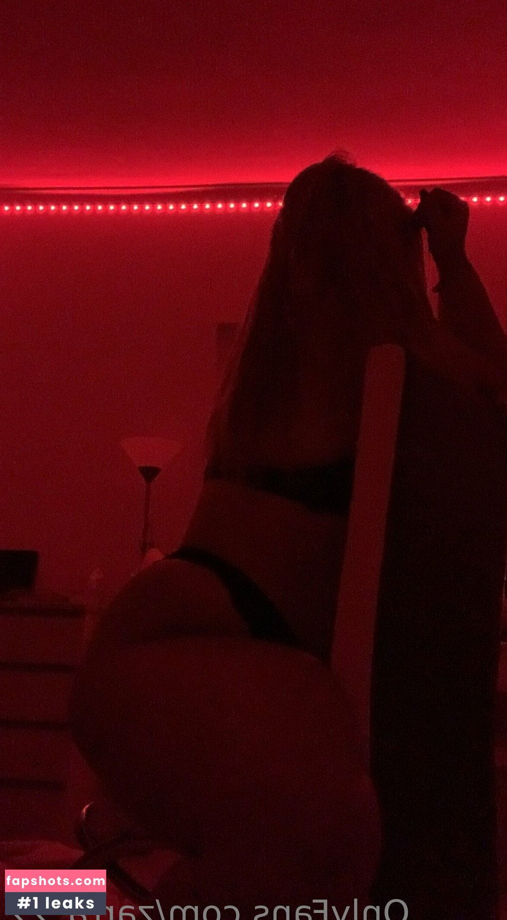 zarra_22 gallery photo #4