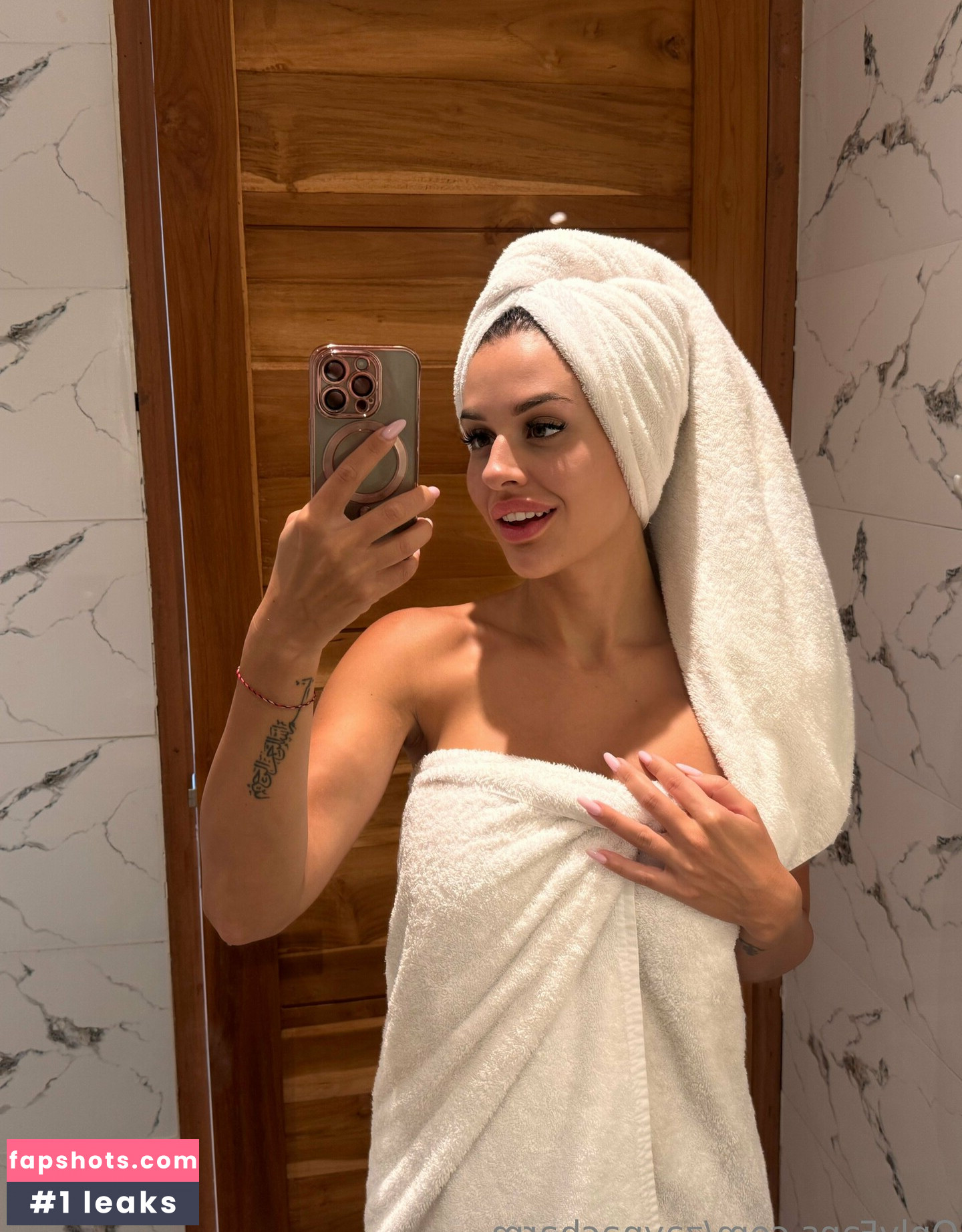 zaynacharm gallery photo #15