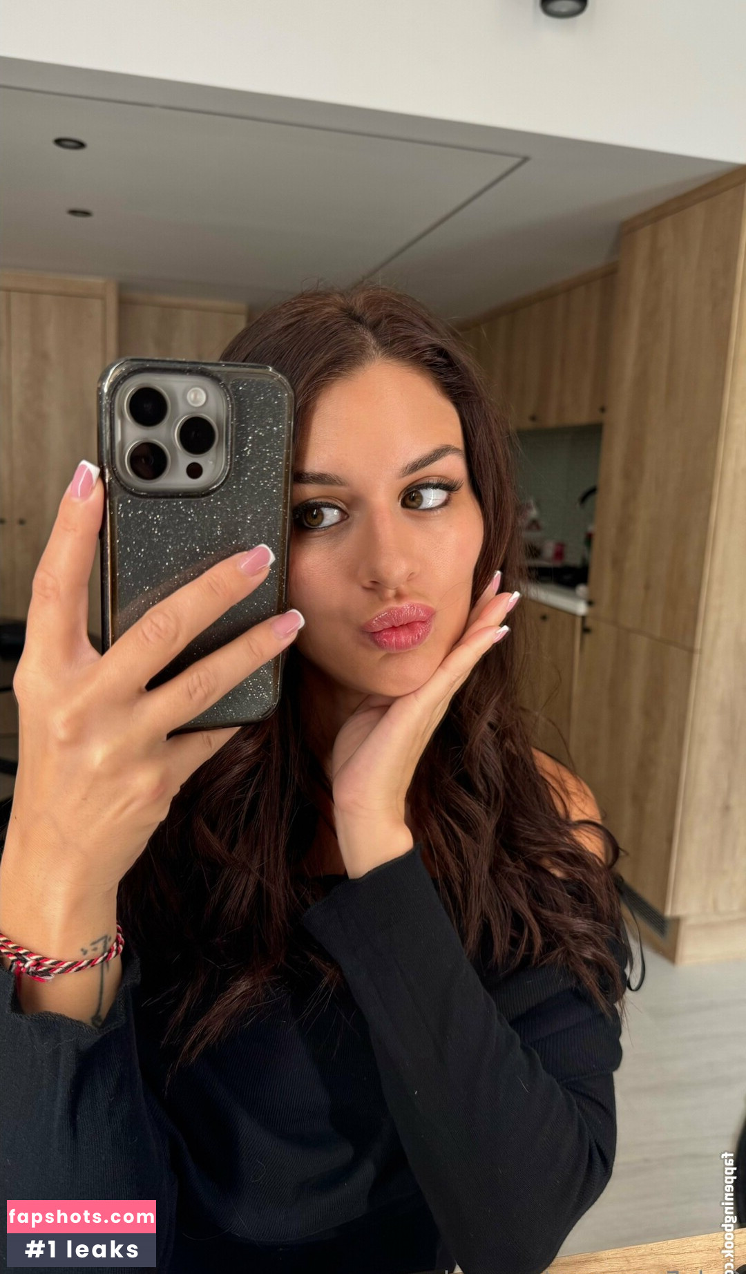 zaynacharm gallery photo #6