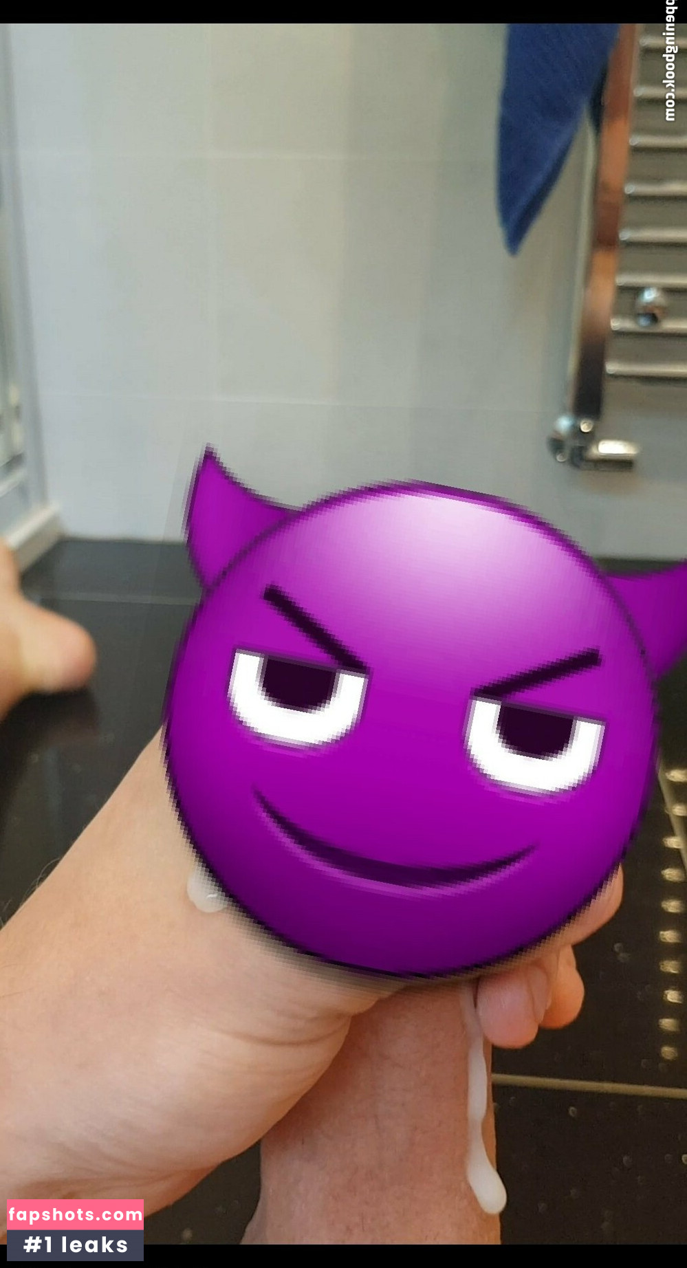 zedldn nude babe gallery