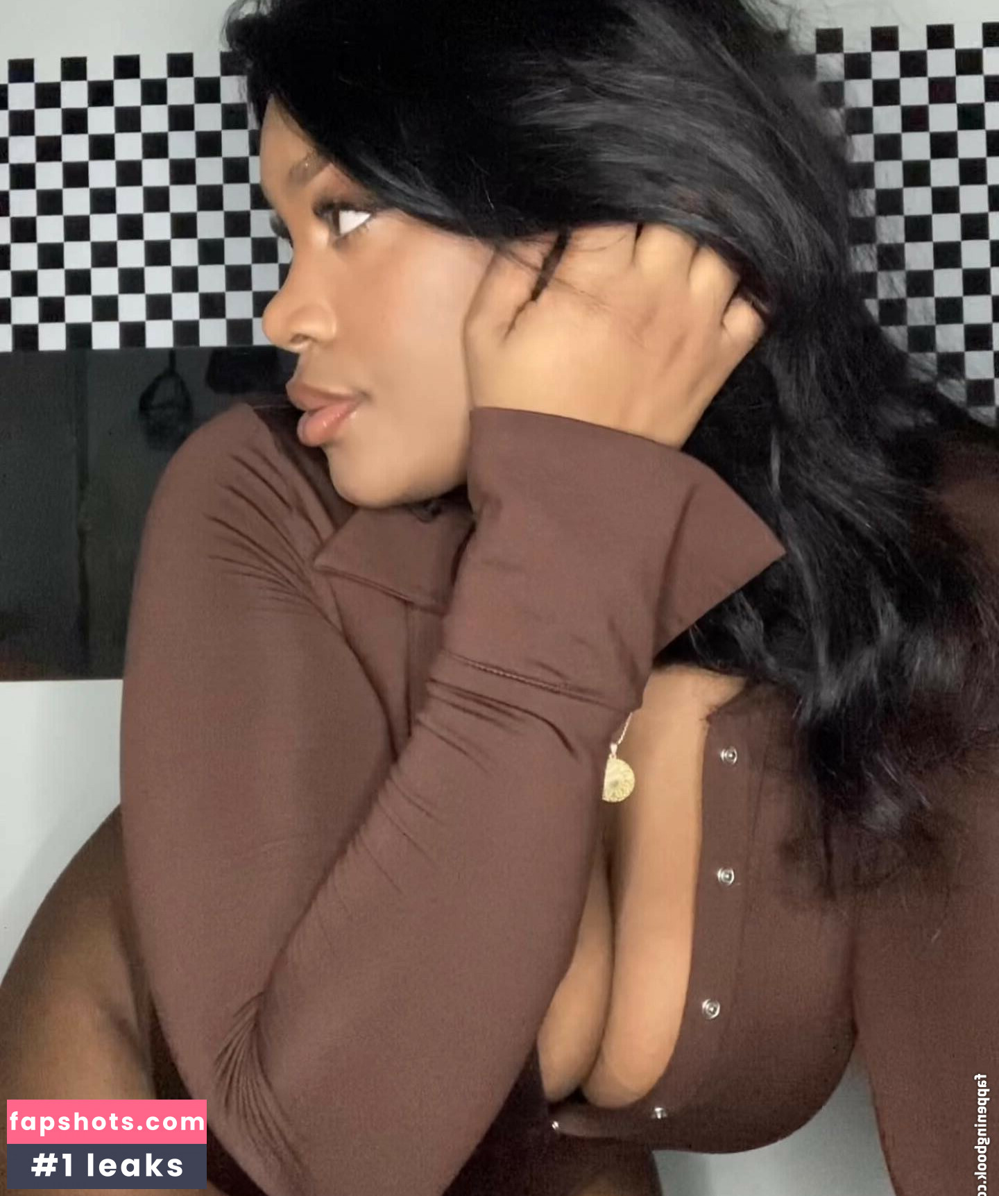 Zee Ngema gallery photo #2