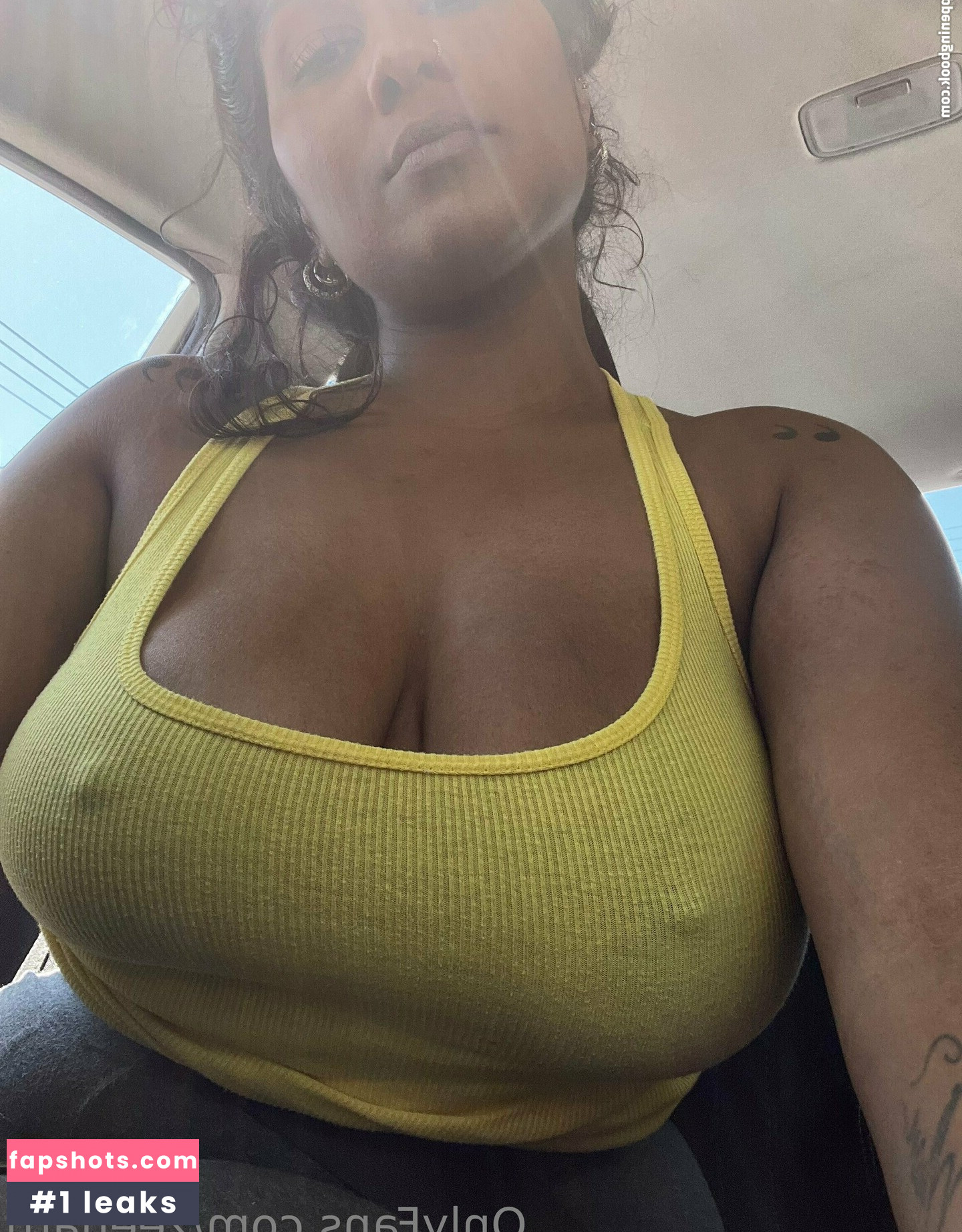 zeenath gallery photo #18