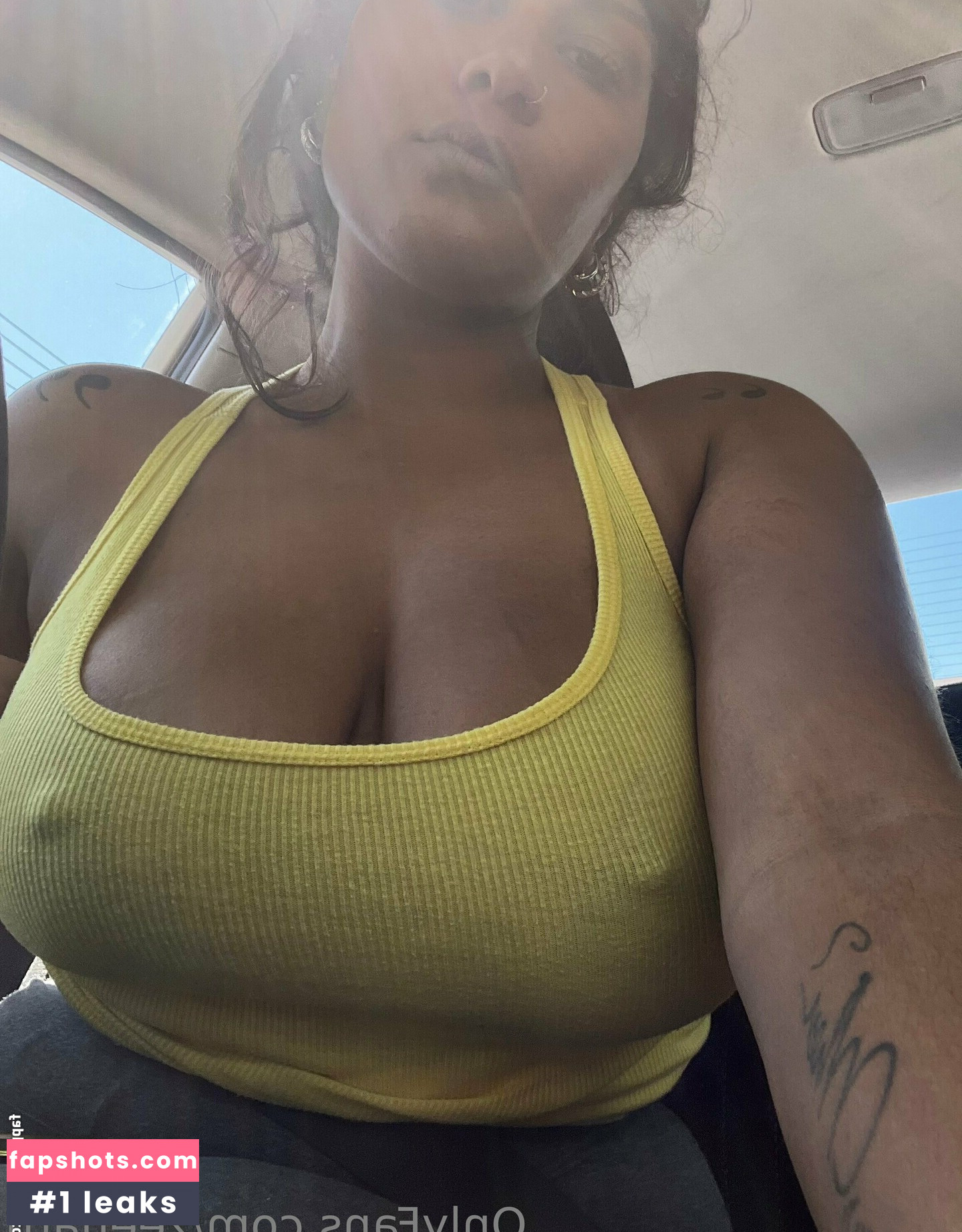 zeenath gallery photo #20