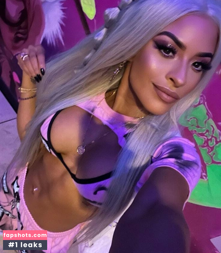 Zelina Vega gallery photo #242