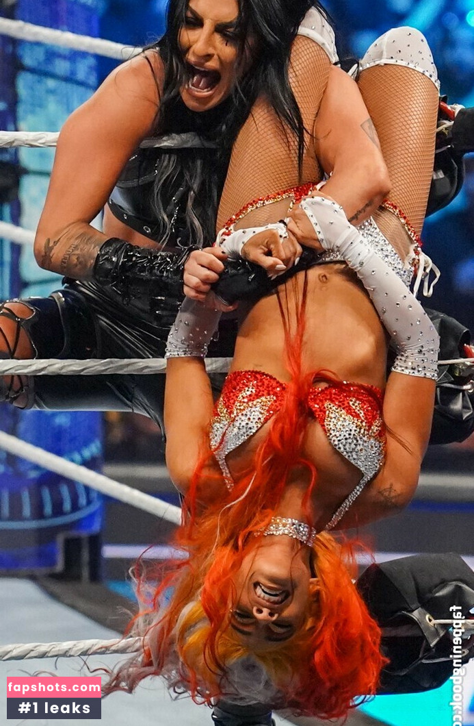 Zelina Vega gallery photo #309