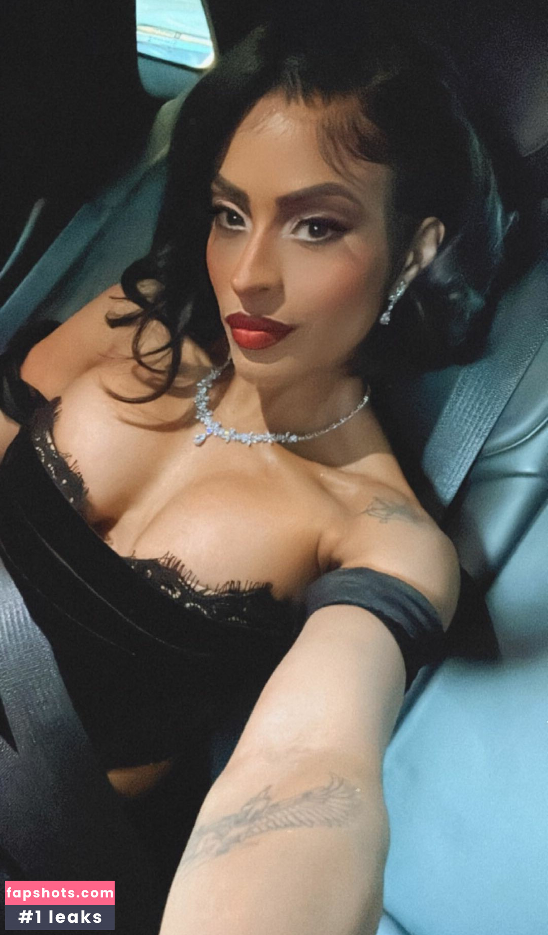 Zelina Vega gallery photo #368