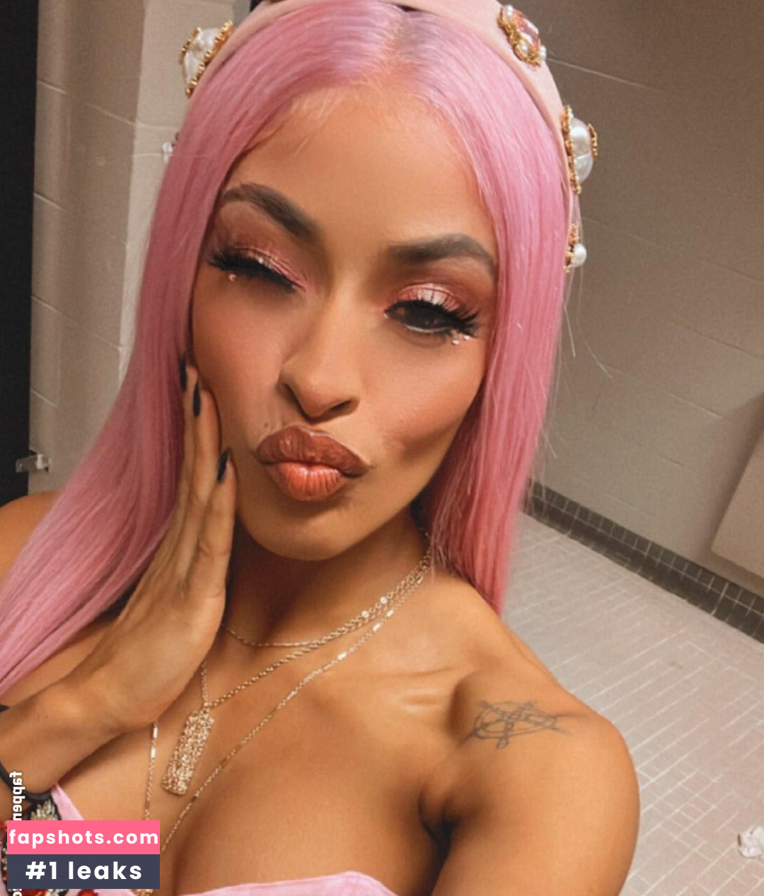 Zelina Vega gallery photo #374