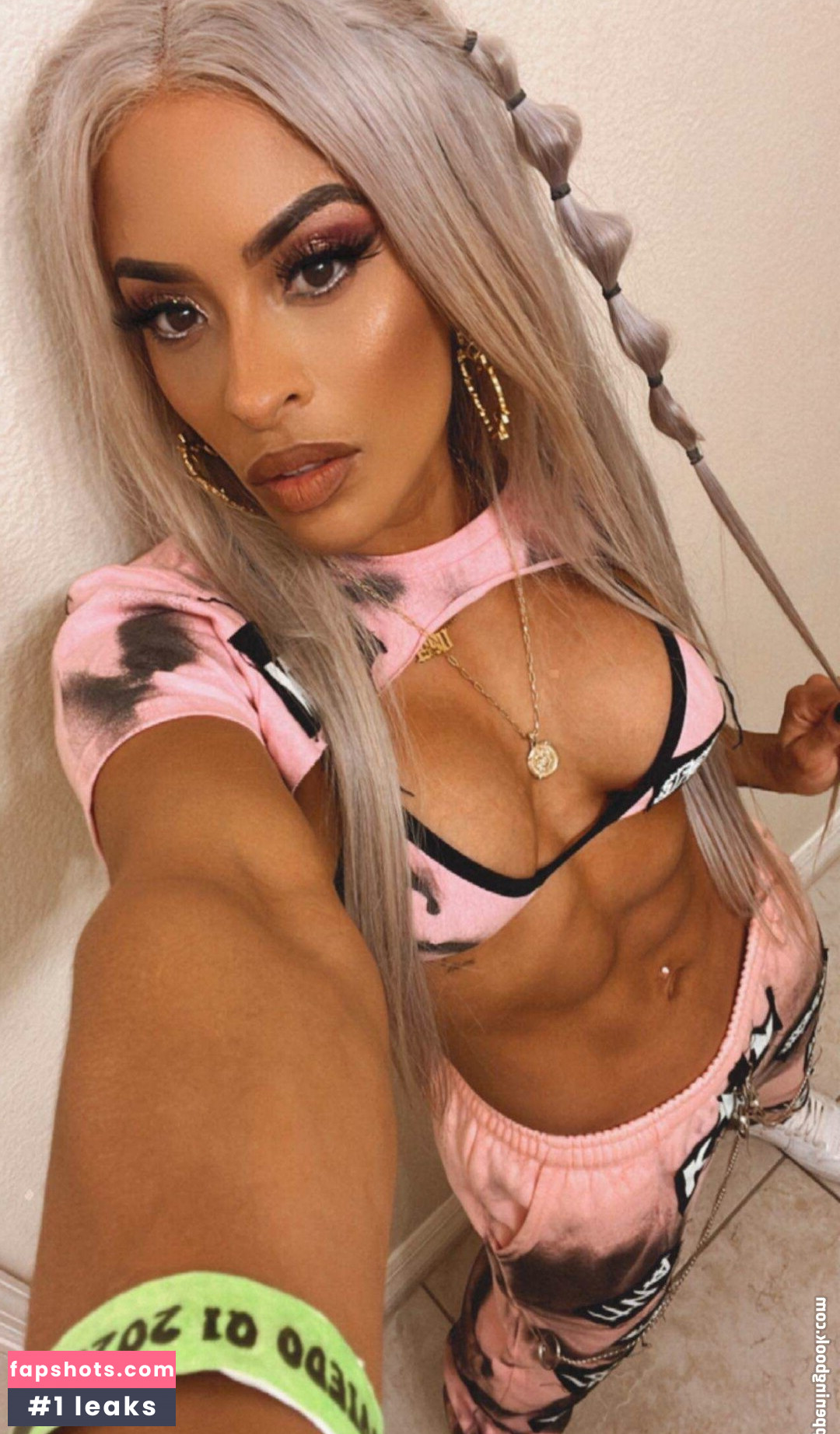 Zelina Vega gallery photo #440