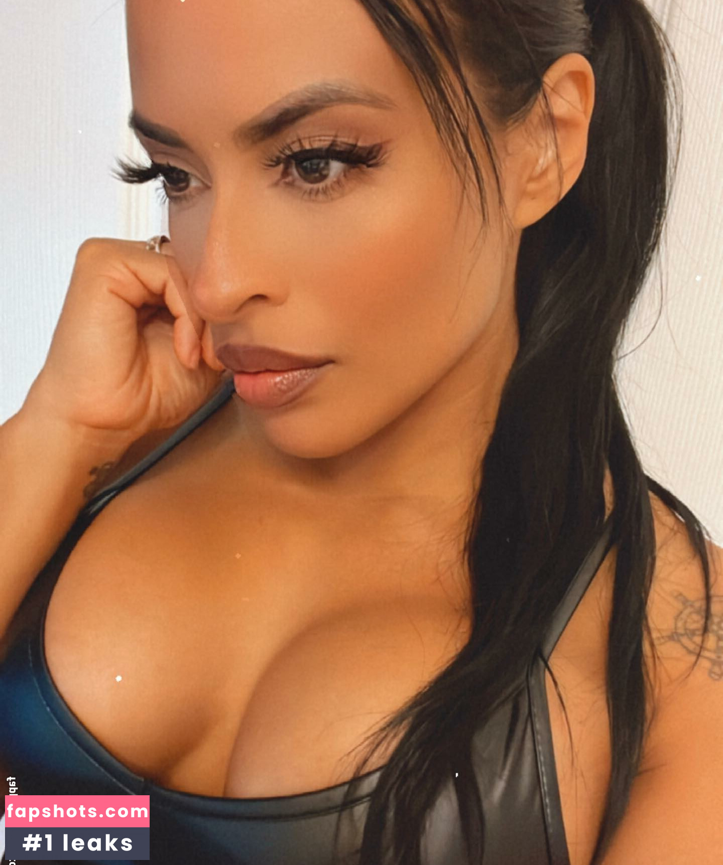 Zelina Vega gallery photo #533