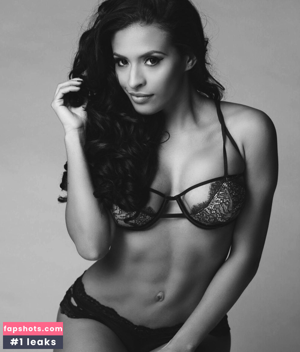Zelina Vega gallery photo #568