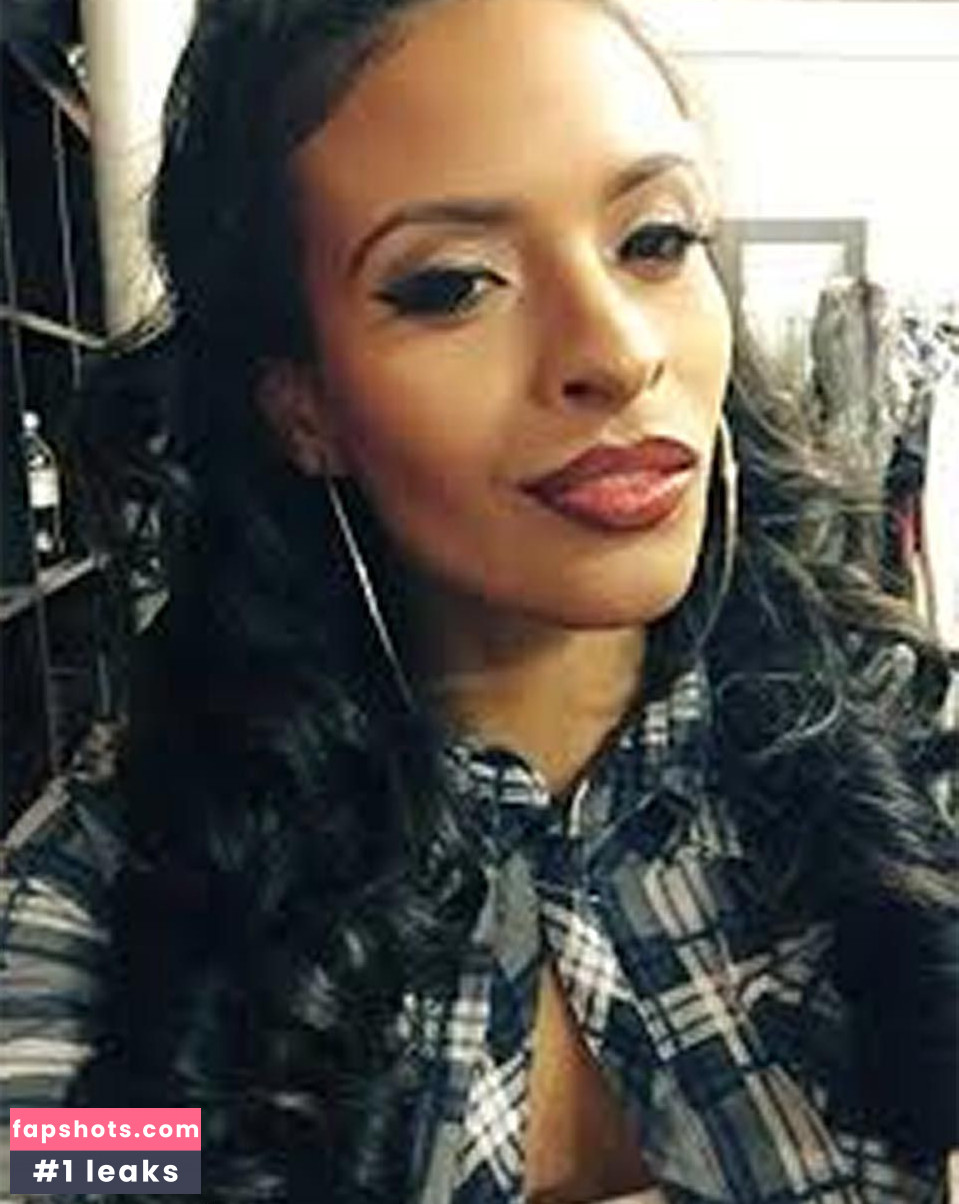 Zelina Vega gallery photo #632