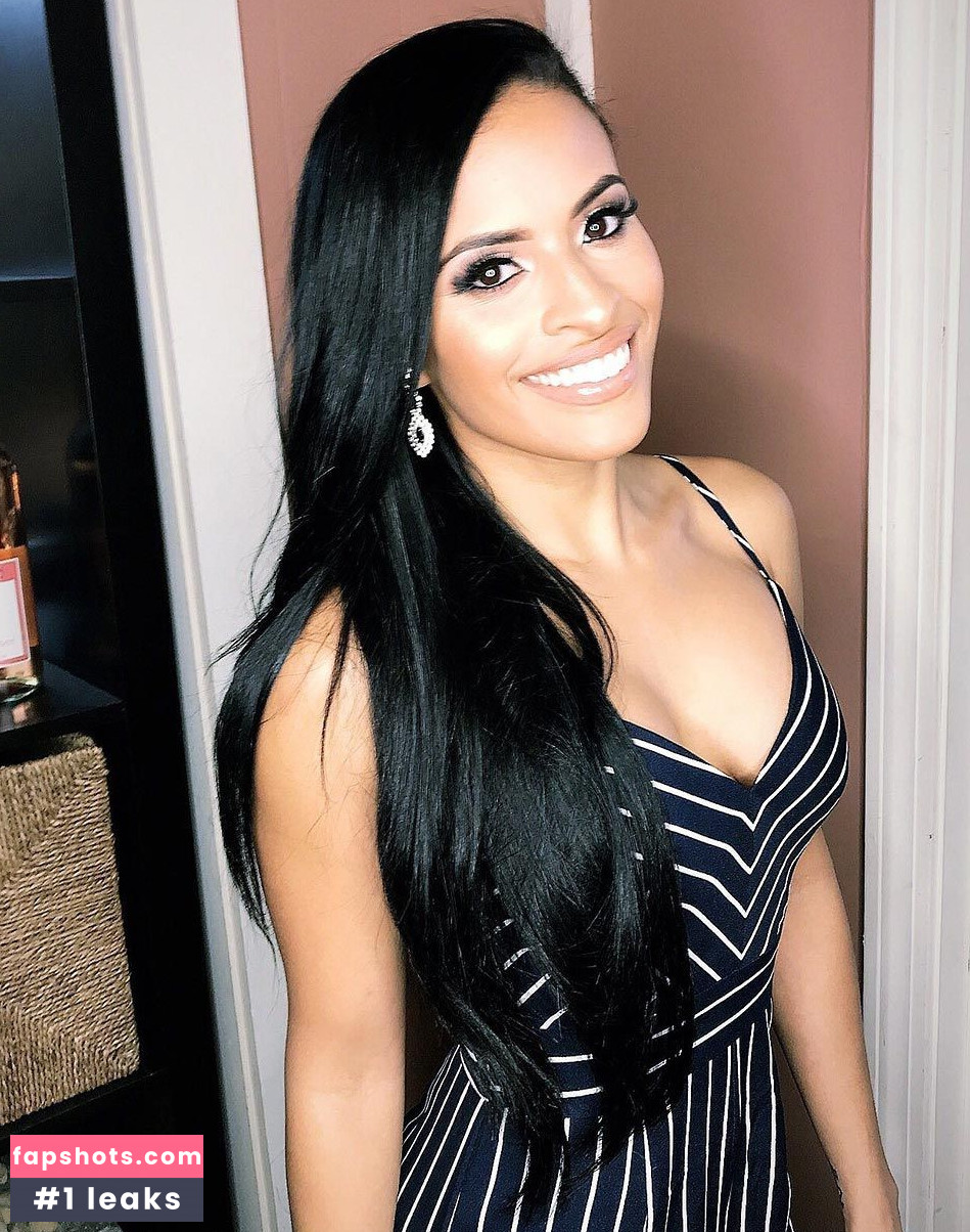 Zelina Vega gallery photo #633