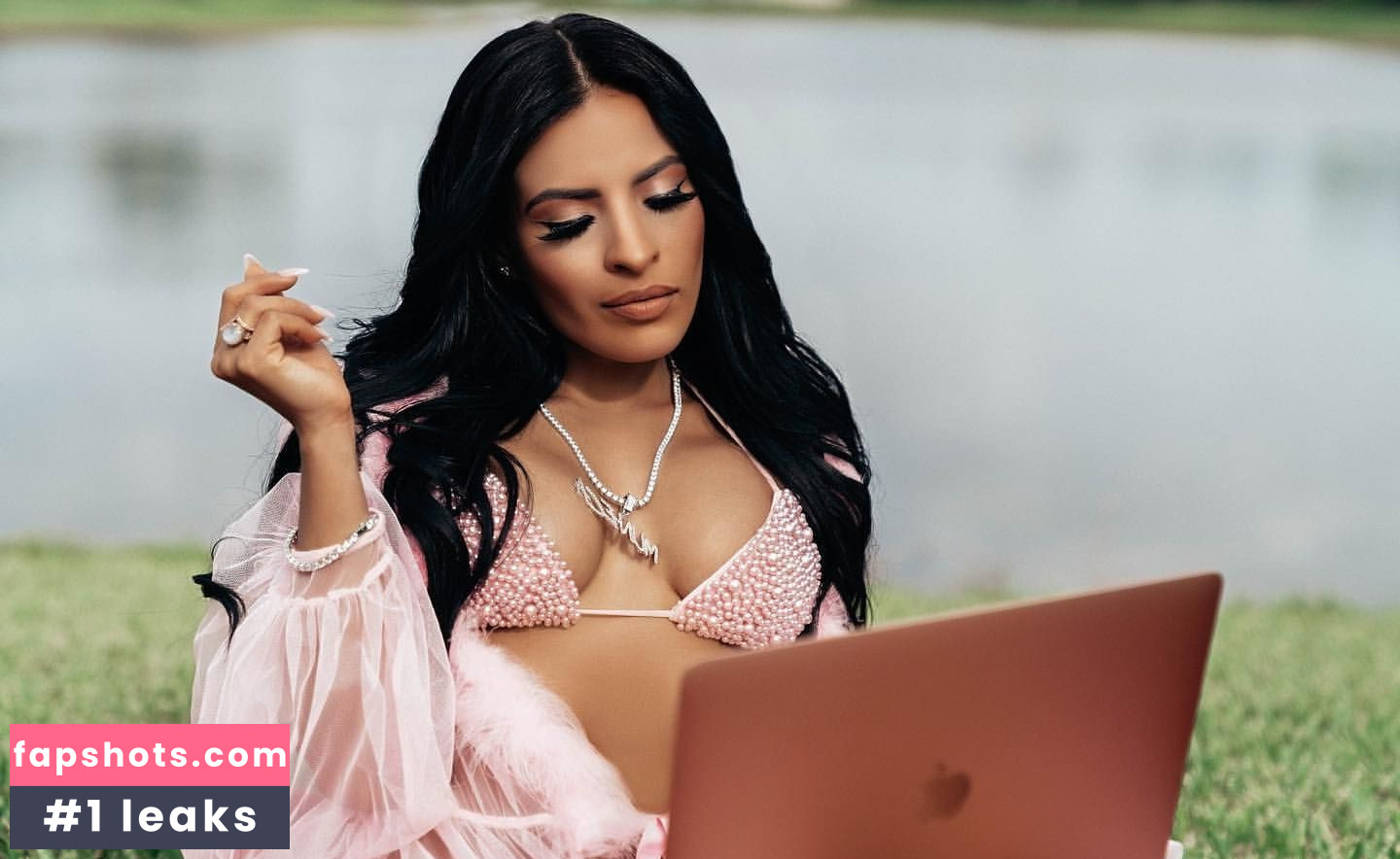 Zelina Vega gallery photo #642