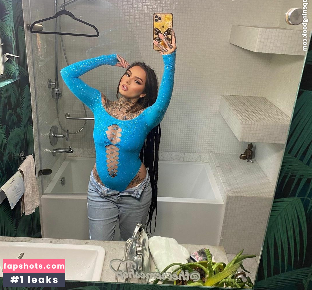 Zhavia gallery photo #17