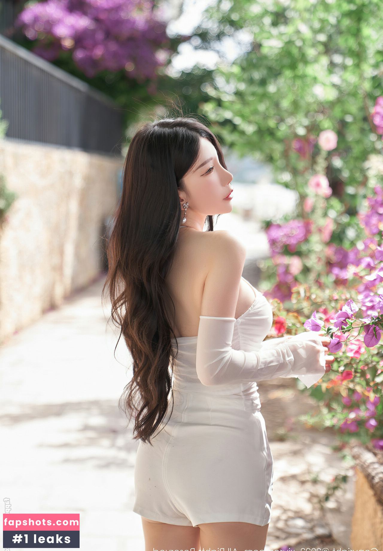 Zhou Yuxi gallery photo #32