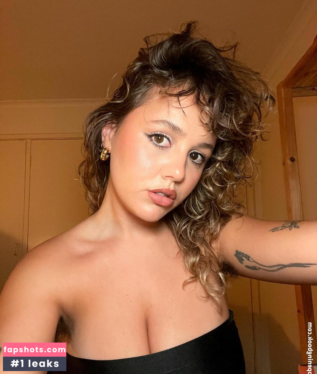 Zigs_Mom gallery photo #48