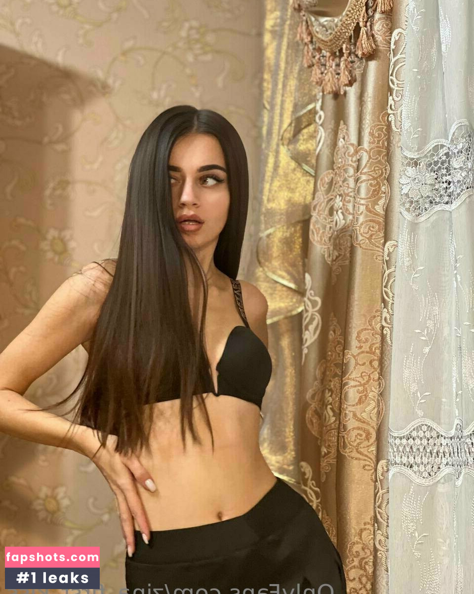 zina_first_kiss gallery photo #11