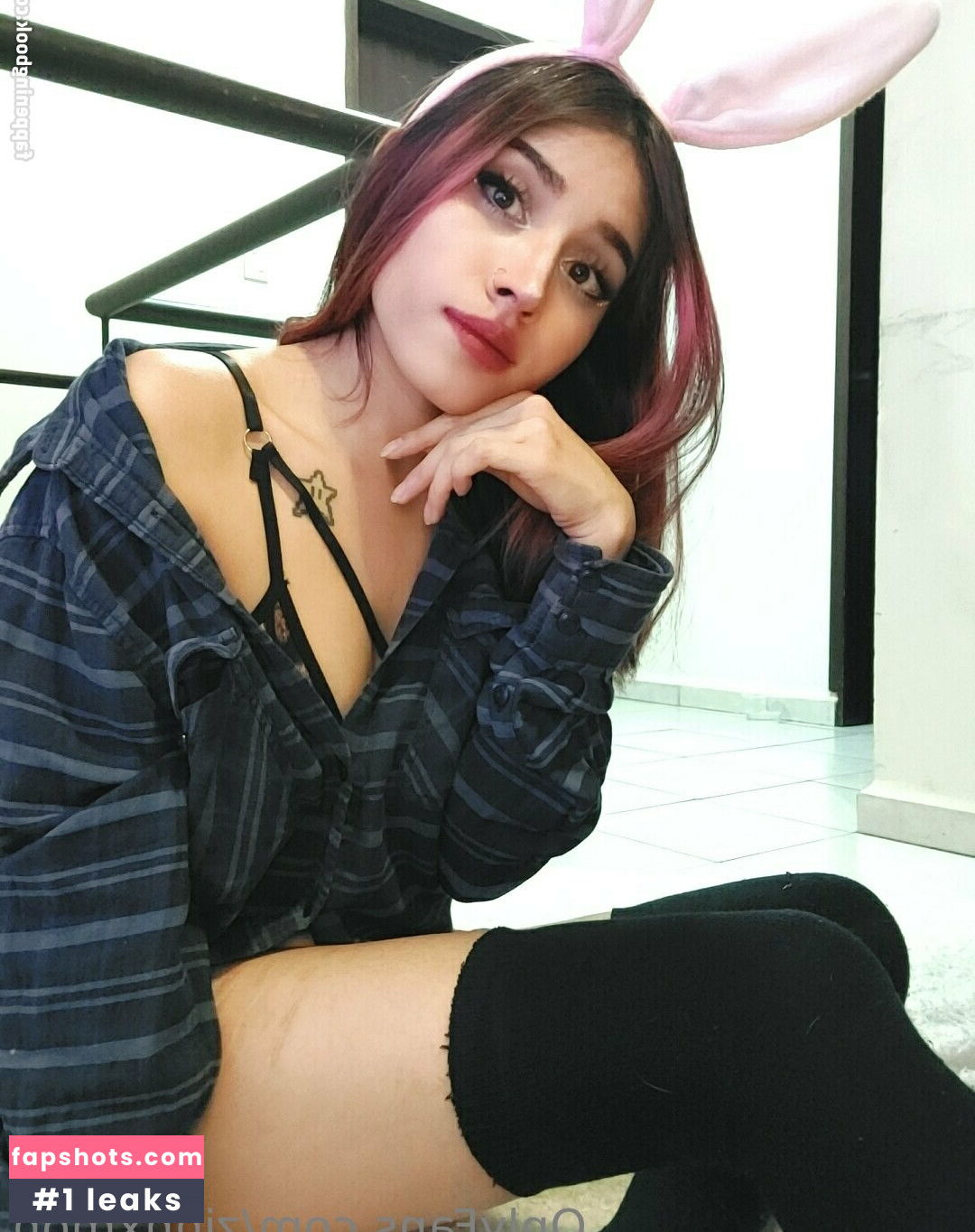 zinnxmon gallery photo #3