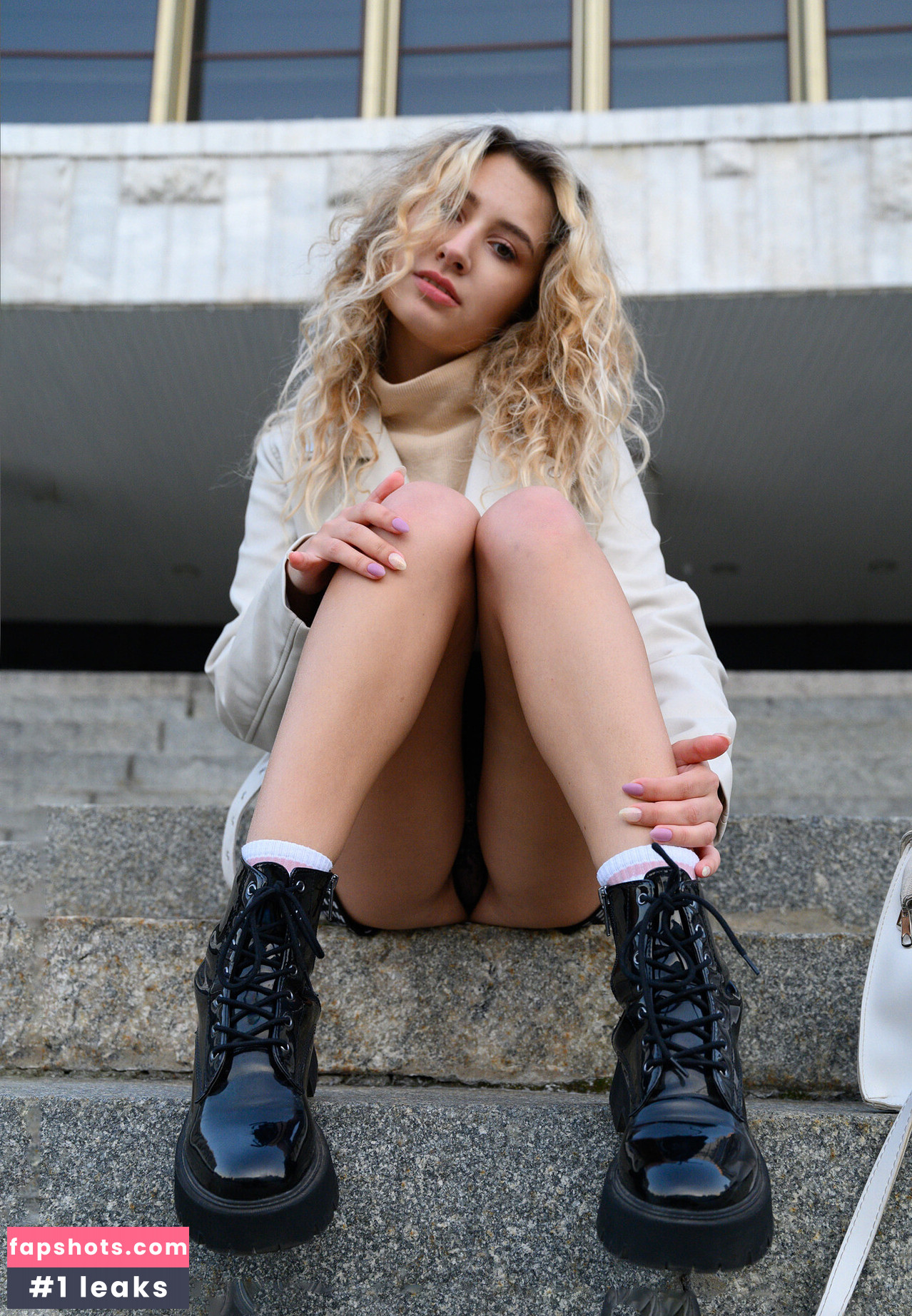 Zishy gallery photo #1064