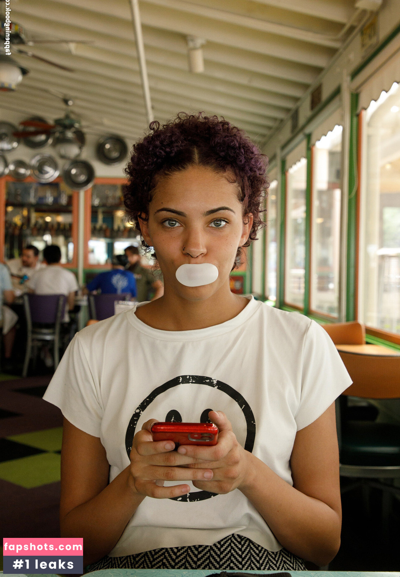 Zishy gallery photo #1488