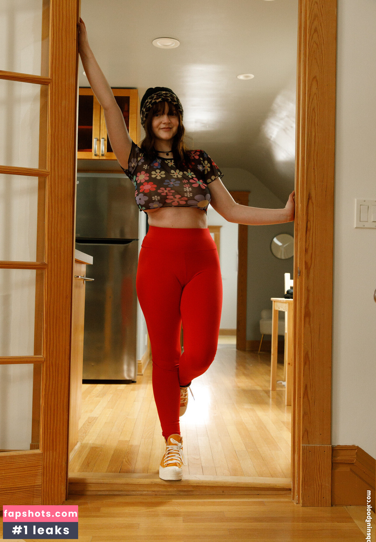 Zishy gallery photo #1923