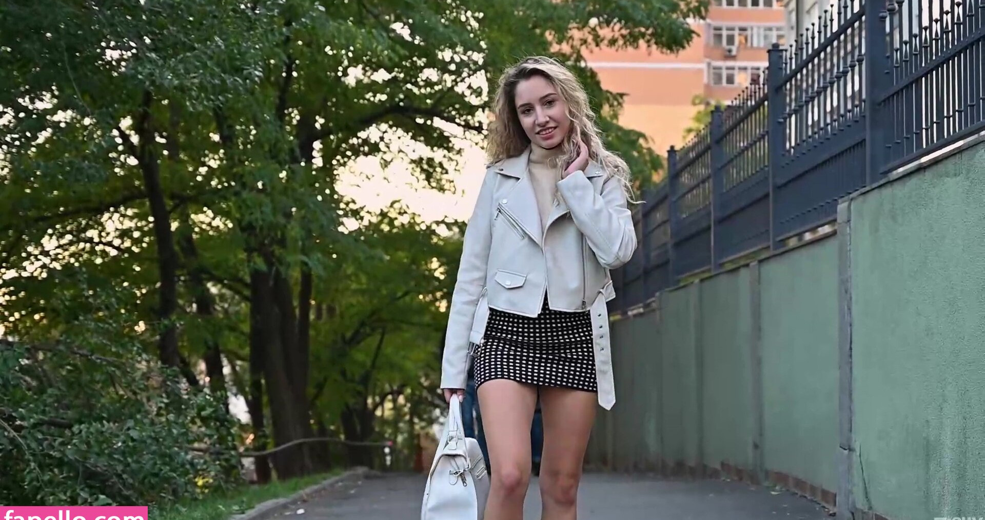 zishy gallery photo #2897