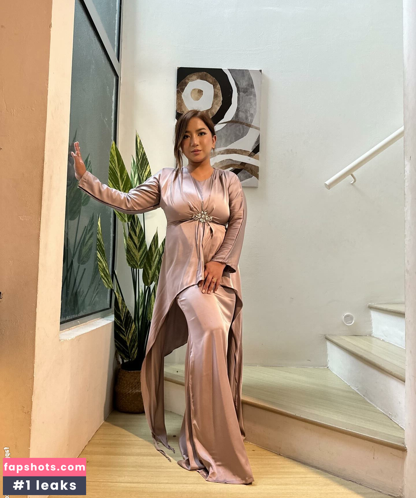 Zizi Wong gallery photo #9